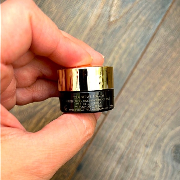 Estee Lauder Advanced Night Repair Eye Gel-Creme - 3ml - Picture 5 of 6